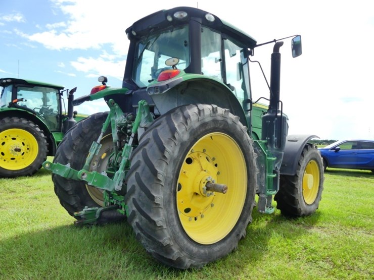 john-deere-6175m-image-3