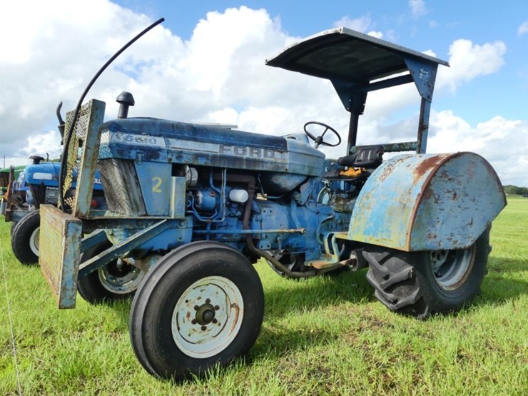ford-5610-image-1