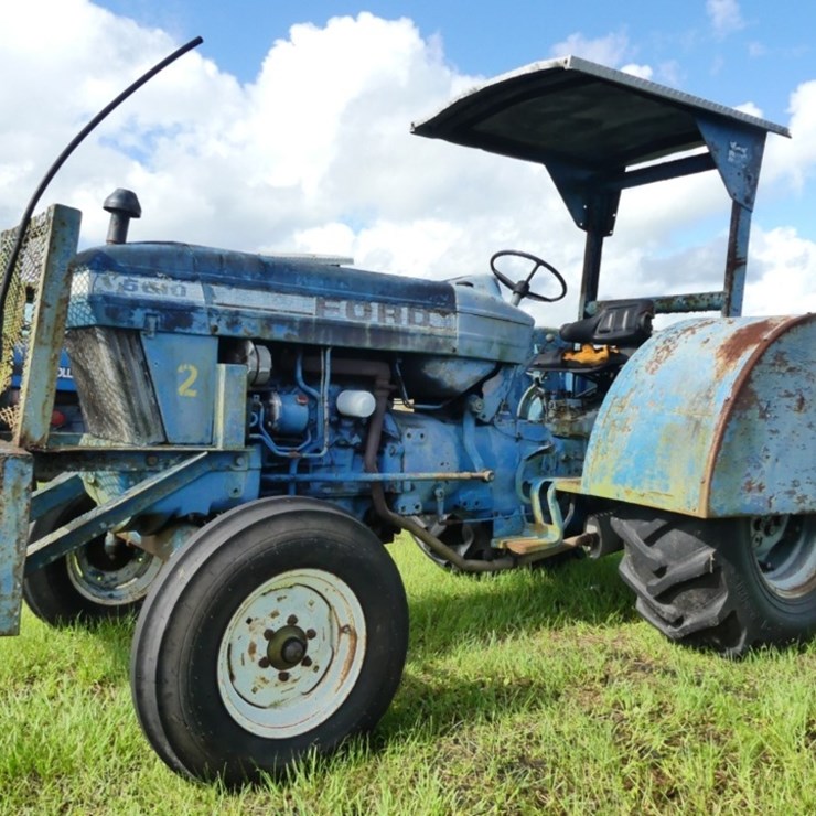 FORD 5610