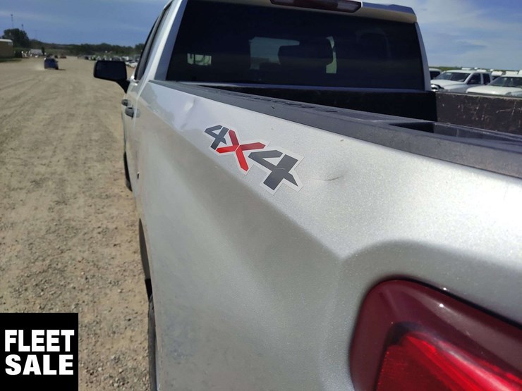 2019-chevrolet-silverado-1500-image-34