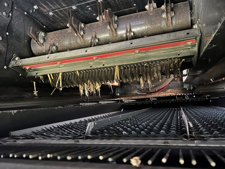 2023-case-ih-8250-image-12