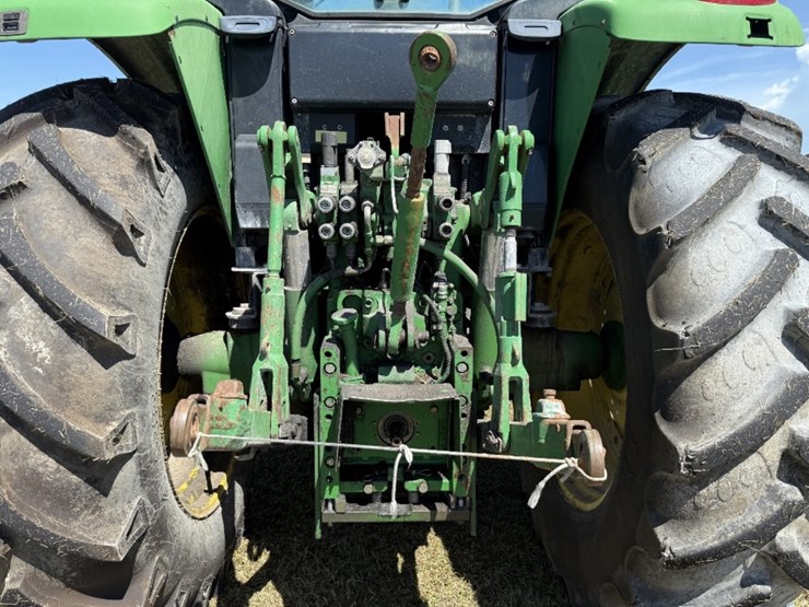 john-deere-7130-image-6
