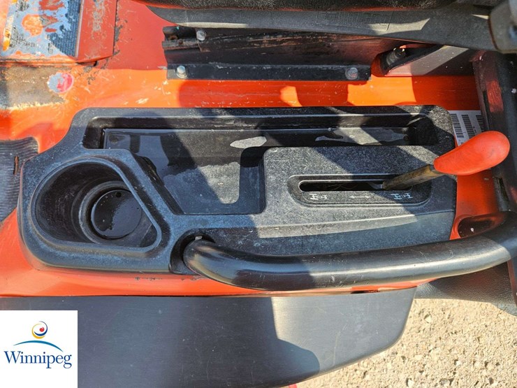 2016-kubota-f3990-image-12