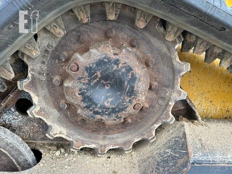 deere-317g-image-12