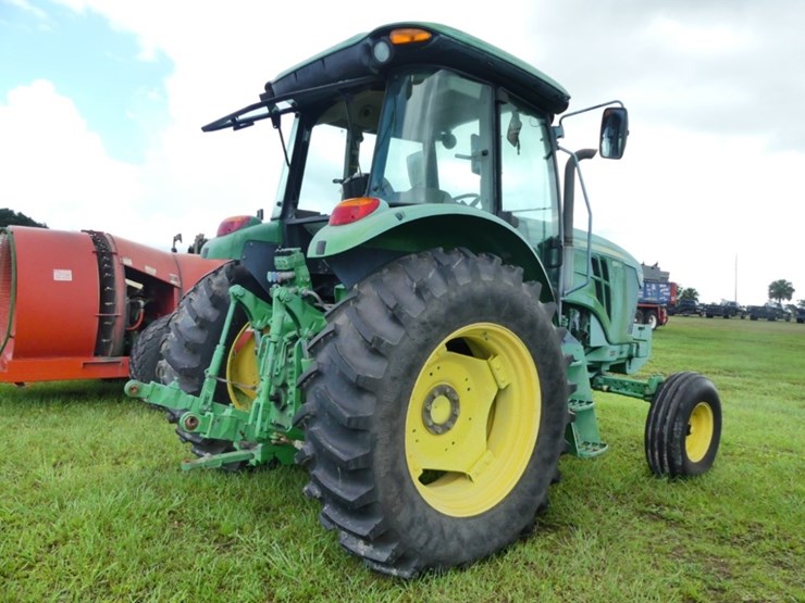 john-deere-6115d-image-4