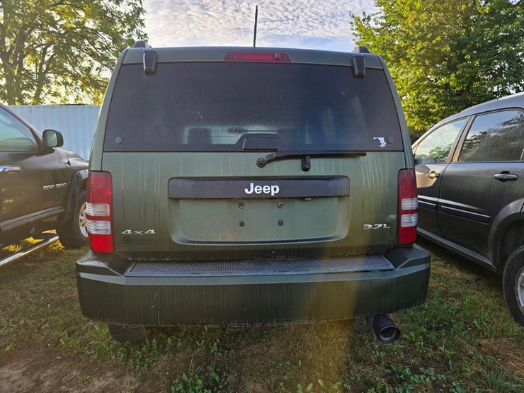 2008-jeep-liberty-image-5