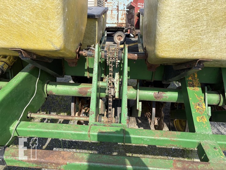 john-deere-7000-image-4