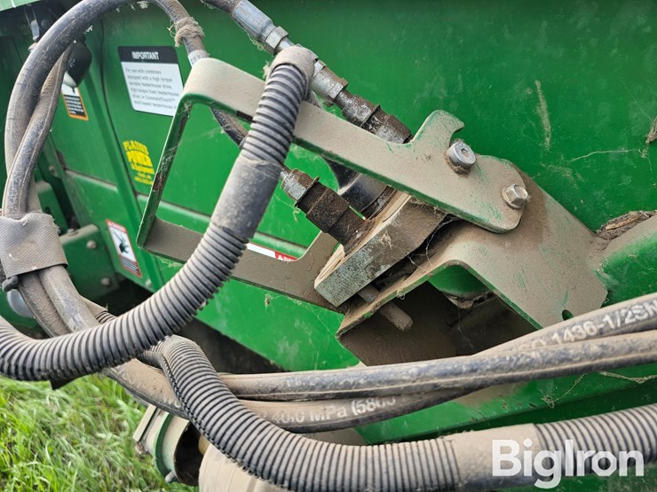 2010-john-deere-608c-image-12