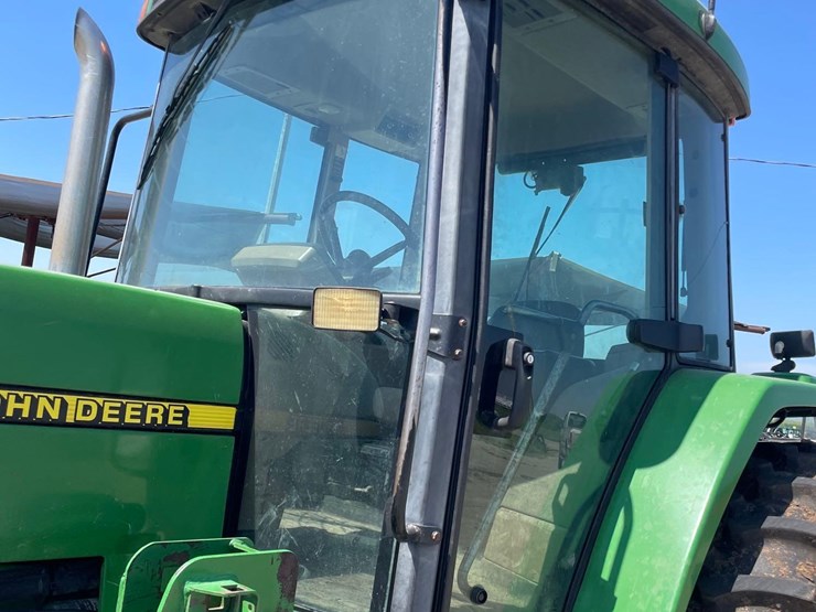 john-deere-7210-image-28