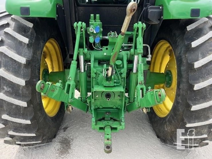 john-deere-6105d-image-27