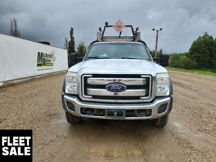 2016-ford-f550-image-19