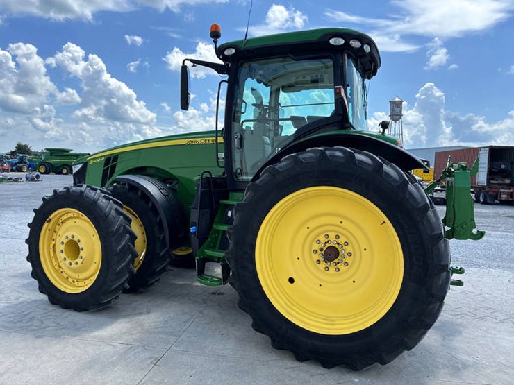 2018-john-deere-8400r-image-9