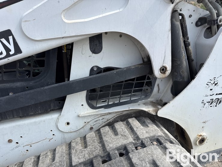 2019-bobcat-t740-image-9