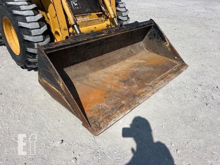 deere-250-image-9