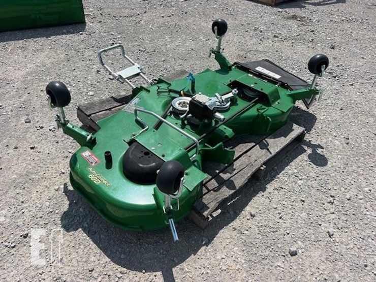 john-deere-60d-image-4