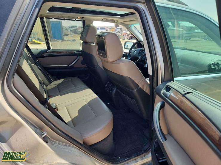 2005-bmw-x5-image-13