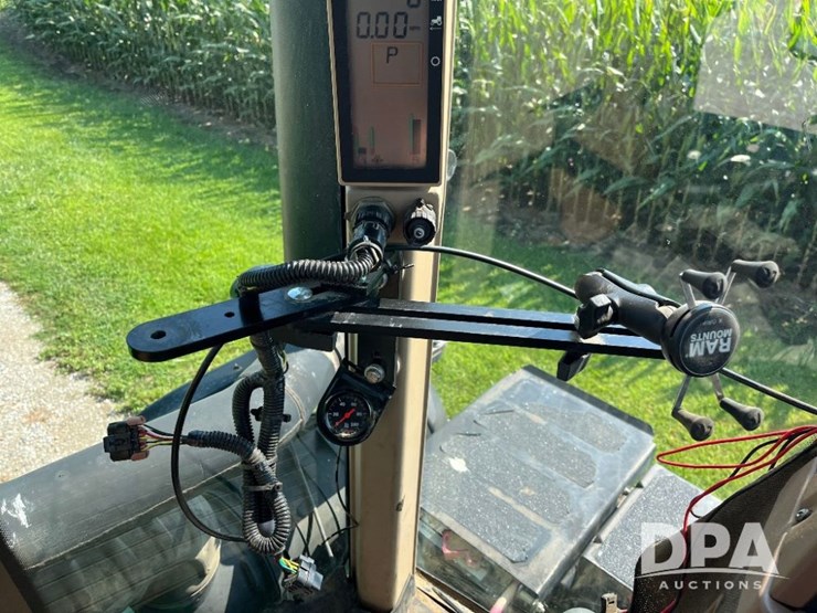 2010-john-deere-9530t-image-69