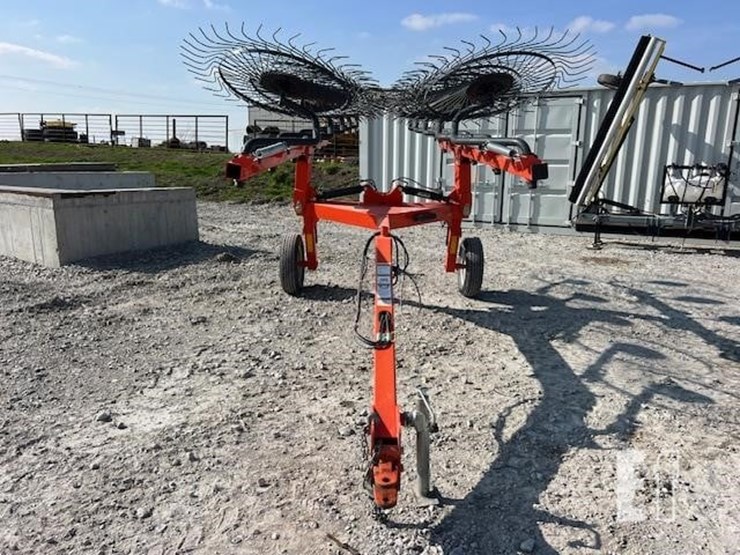 2021-kubota-ra110cr-image-8