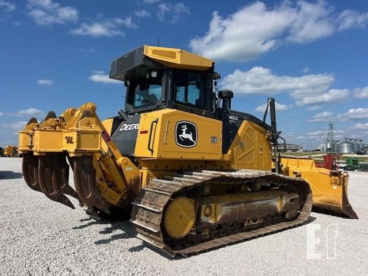 2021-deere-850l-wlt-image-4