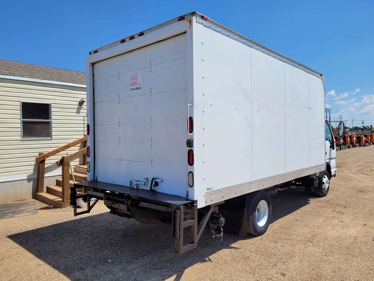 2007-gmc-w4500-image-3