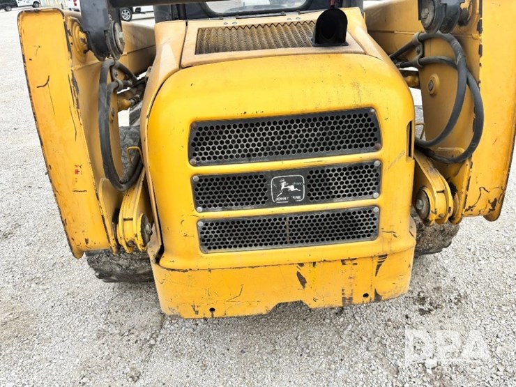 john-deere-250-image-34