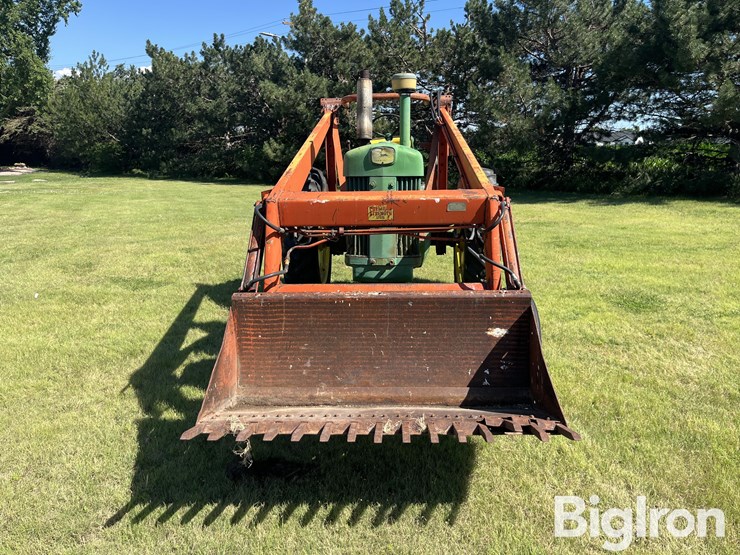 1959-john-deere-630-image-2