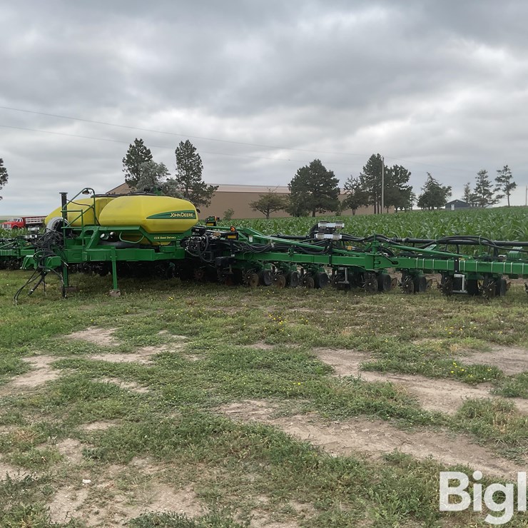2013 JOHN DEERE DR24