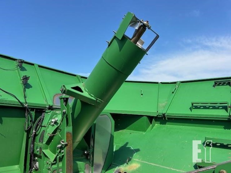 2014-john-deere-s680-image-49