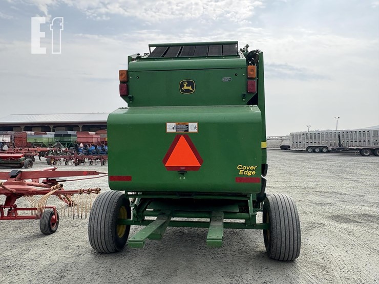 john-deere-854-image-4