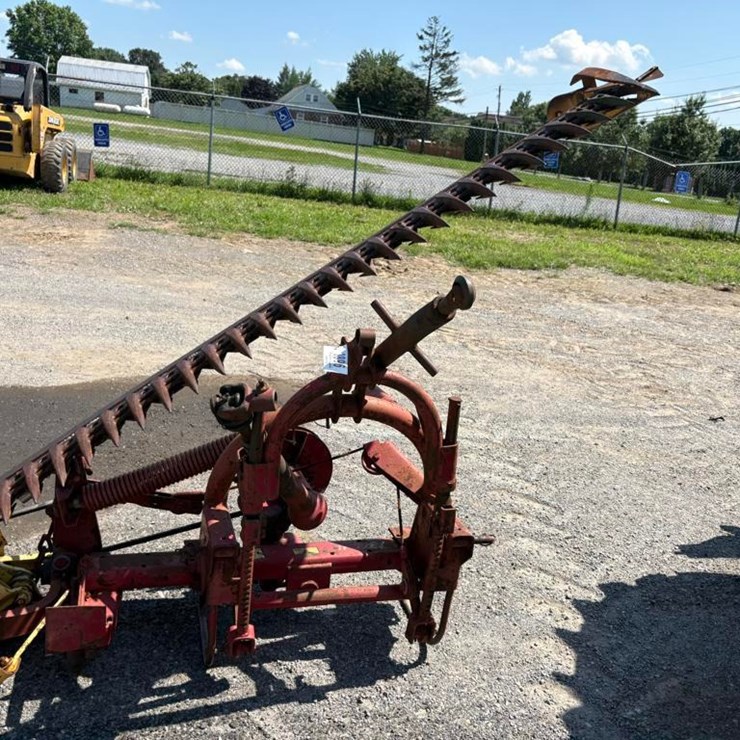 NEW HOLLAND 451