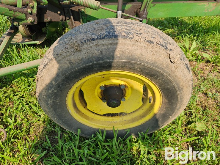 john-deere-37-image-15