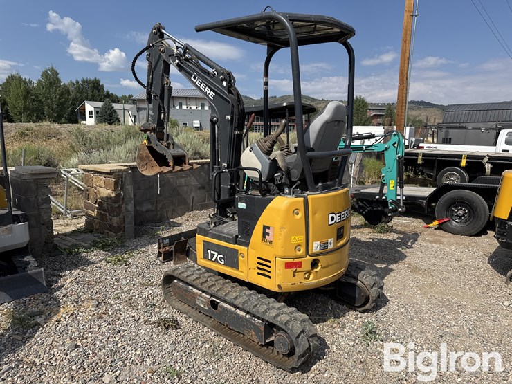 2020-deere-17g-image-7