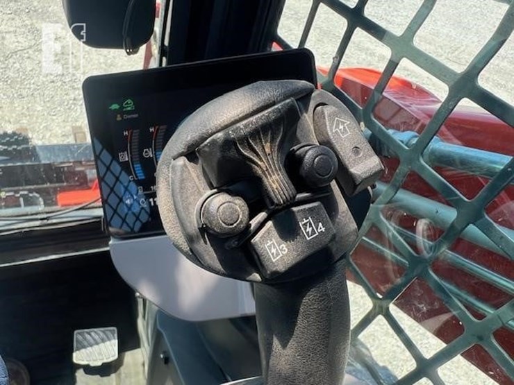 2024-kubota-svl75-3-image-31