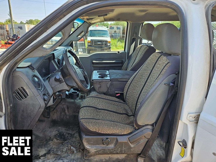 2011-ford-f350-image-14
