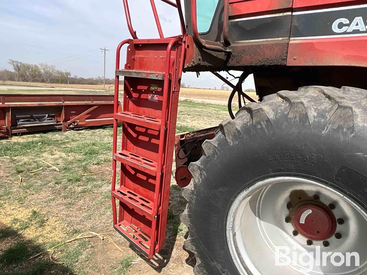 1990-case-ih-1680-image-12