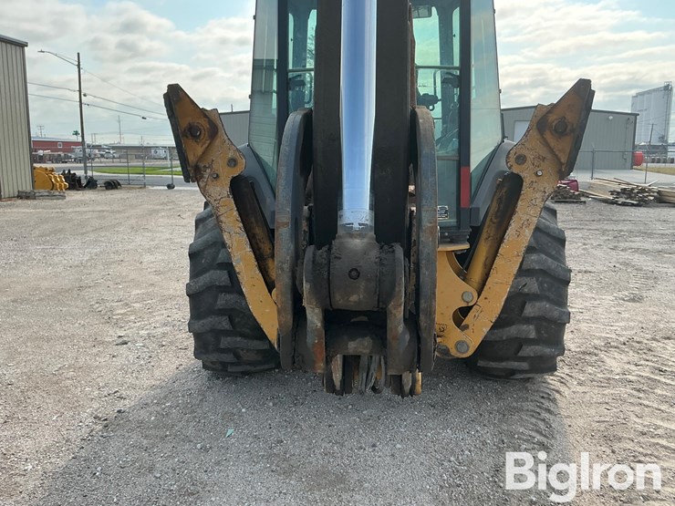 2010-deere-410j-tc-image-13