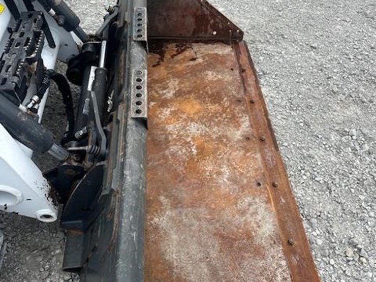 2023-bobcat-t595-image-15