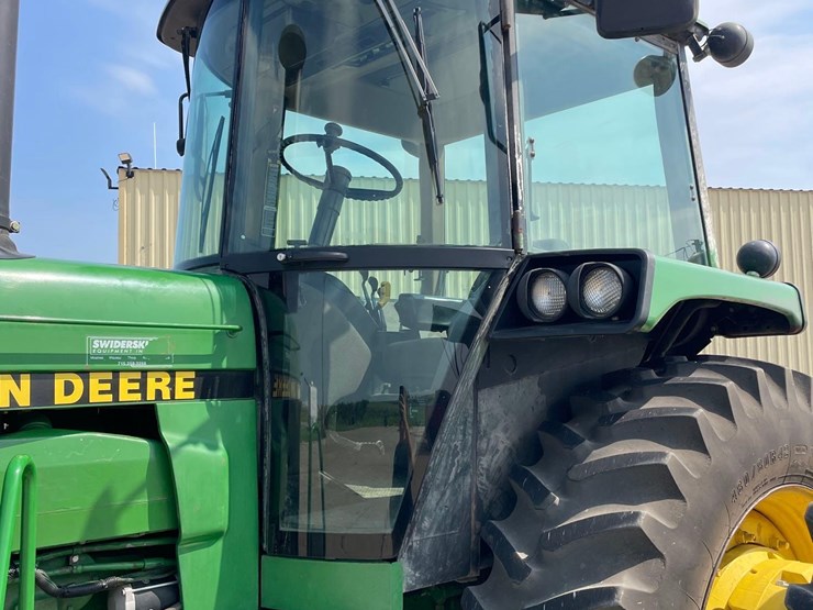 john-deere-4755-image-31