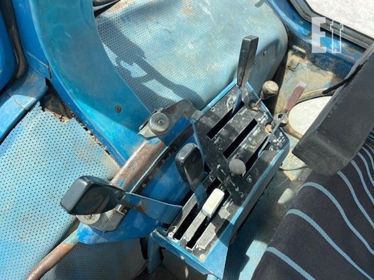 ford-8700-image-37