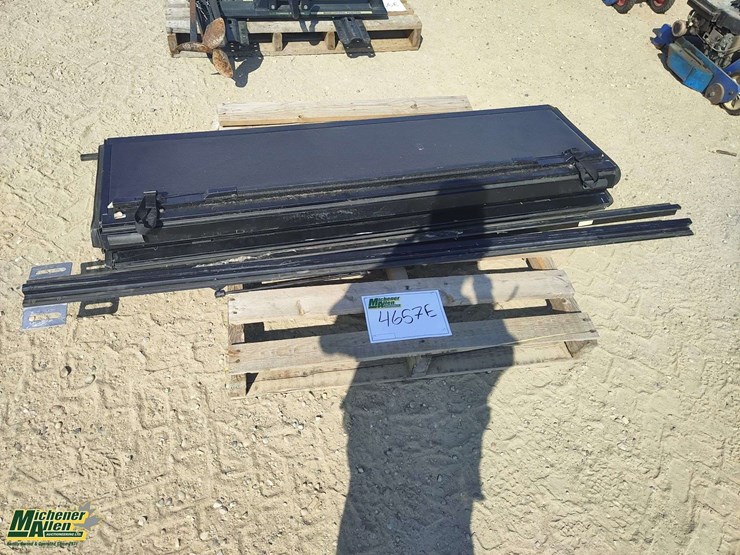 gmc-regular-box-tonneau-cover-image-2