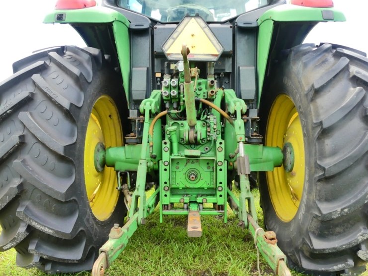 john-deere-7130-image-4