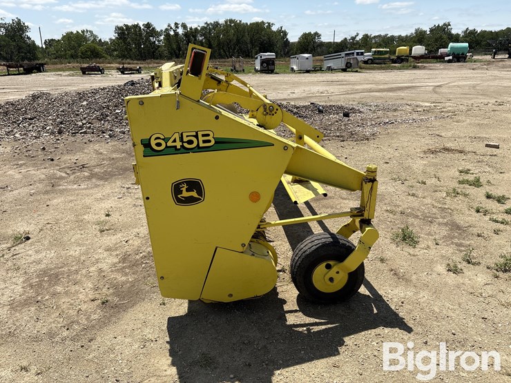 2006-john-deere-645b-image-4