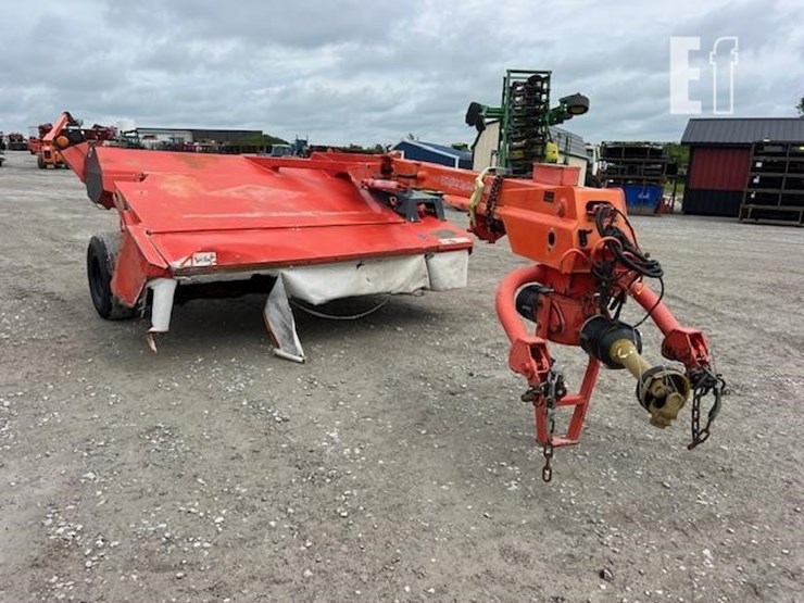 2014-kuhn-fc303gl-image-21