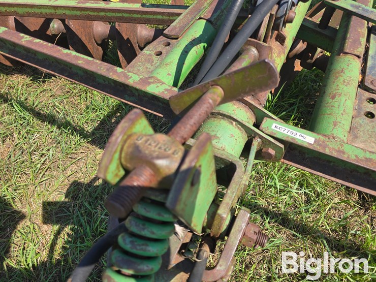 john-deere-aw-image-12