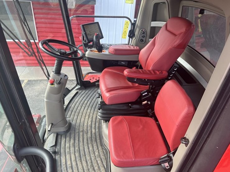 2022-case-ih-8250-image-28