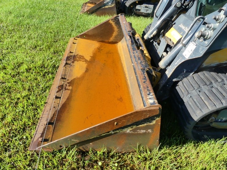 deere-317g-image-10