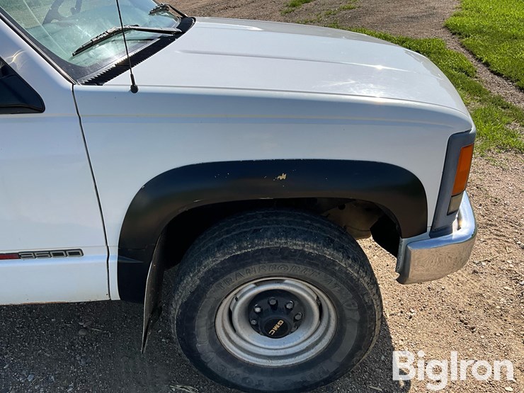1997-gmc-k3500-image-19
