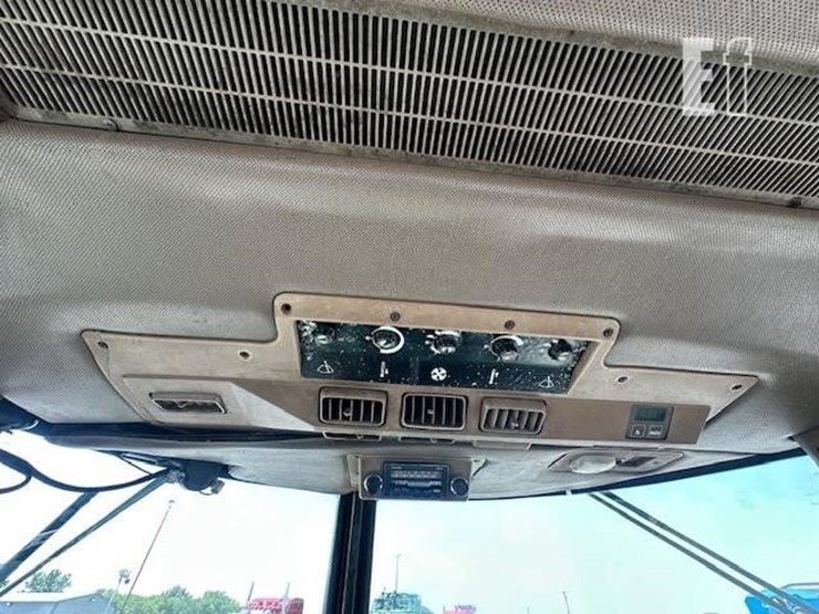 1983-john-deere-4250-image-32