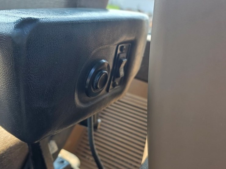john-deere-7810-image-64