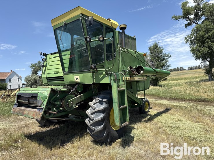 1975-john-deere-7700-image-1